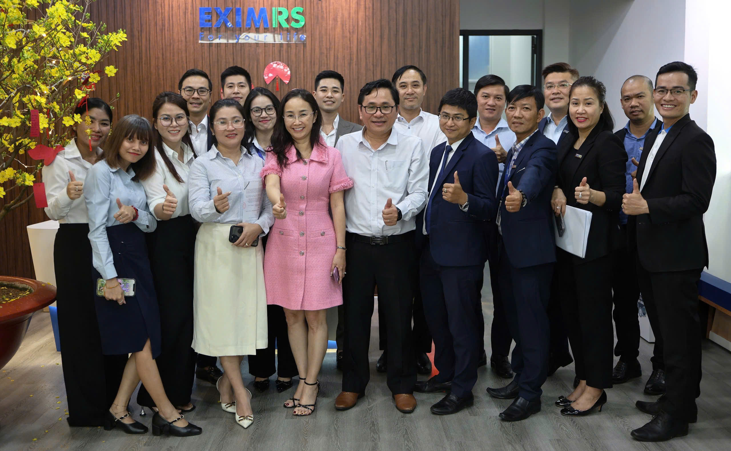 EXIMRS TỔNG KẾT HOẠT ĐỘNG KINH DOANH 2024 & TRIỂN KHAI KẾ HOẠCH 2025: BƯỚC ĐÀ CHO NHỮNG THÀNH CÔNG MỚI