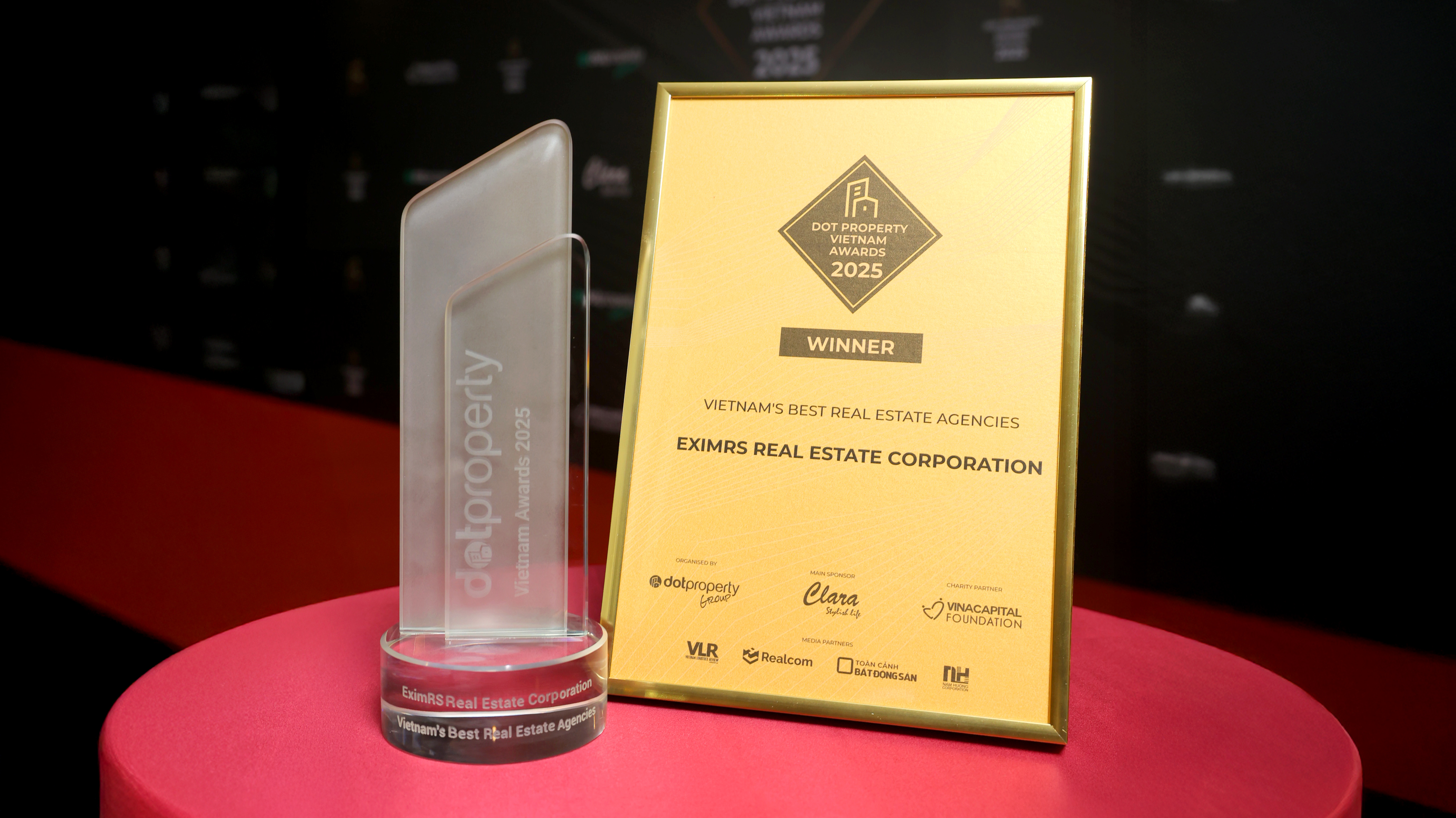 EximRS khẳng định vị thế trong kỷ nguyên phát triển bền vững với giải thưởng Dot Property Vietnam Awards 2025